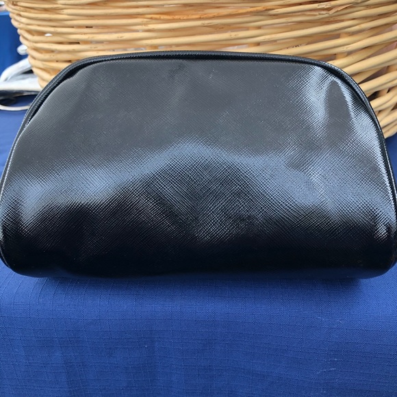 Lancôme Cosmetics Case in Black NWOT - Picture 2 of 4